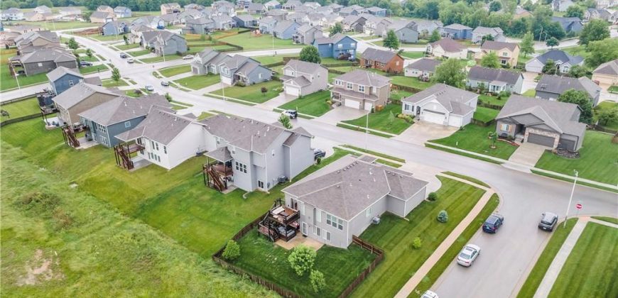 Homes for Sale in Kansas City, MO 64157 | 9102  111th Place