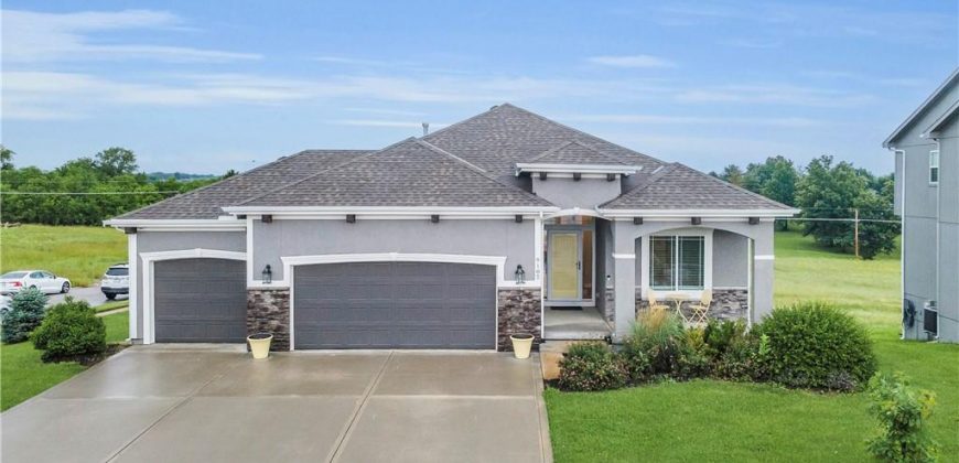 Homes for Sale in Kansas City, MO 64157 | 9102  111th Place