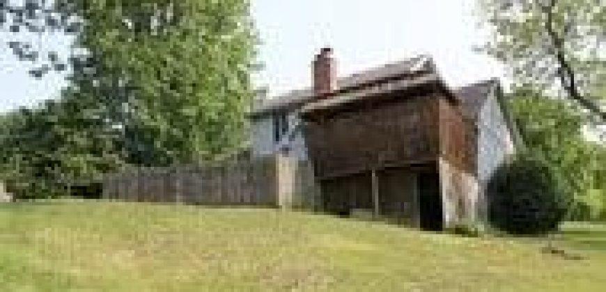 Homes for Sale in Kansas City, MO 64118 | 2300 NE 67th Terrace