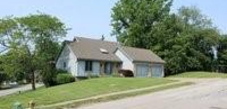 Homes for Sale in Kansas City, MO 64118 | 2300 NE 67th Terrace