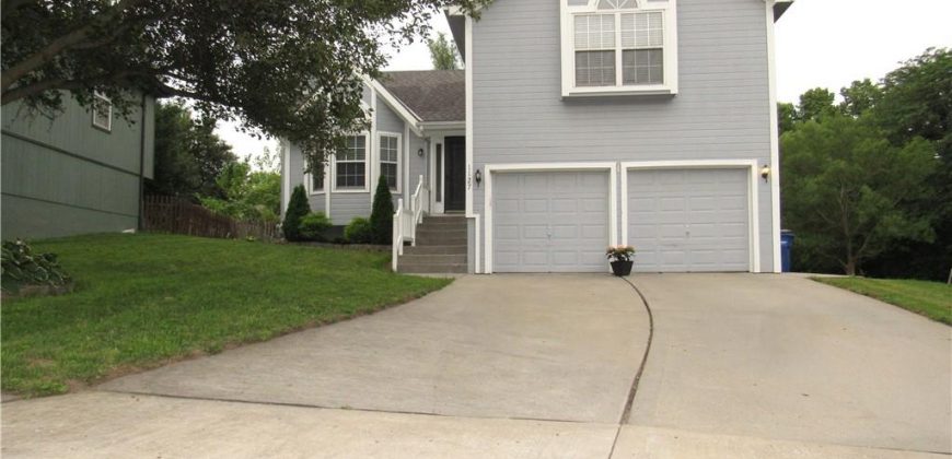 Homes for Sale in Liberty, MO 64068 | 1127  Cardinal Drive
