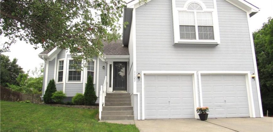 Homes for Sale in Liberty, MO 64068 | 1127  Cardinal Drive