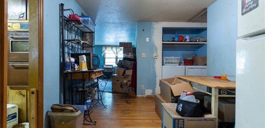 Homes for Sale in Kansas City, MO 64118 | 4 NW 81st Street
