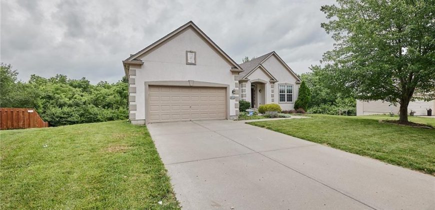 Homes for Sale in Kansas City, MO 64118 | 1721 NW 54TH Terrace