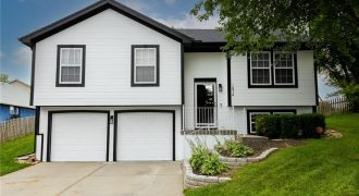 Homes for Sale in Liberty, MO 64068 | 1874  Quail Ridge Drive