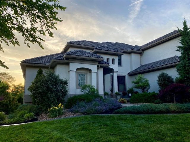 Homes for Sale in Kansas City, MO 64157 | 10502 N Willow Avenue