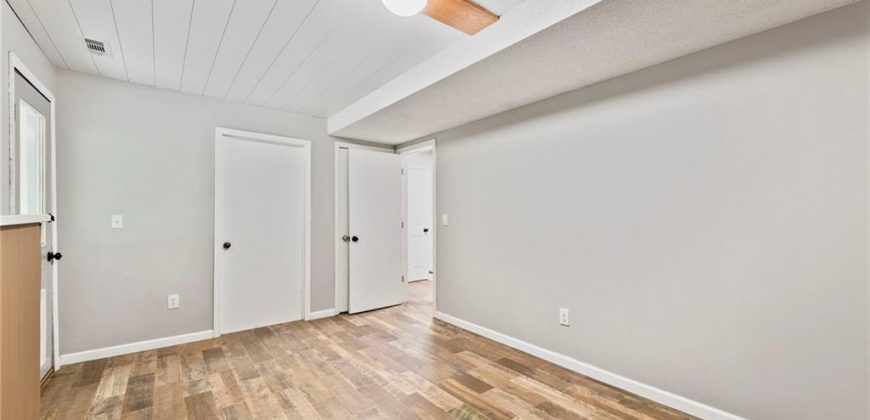 Homes for Sale in Kansas City, MO 64118 | 6823 N Mercier Street