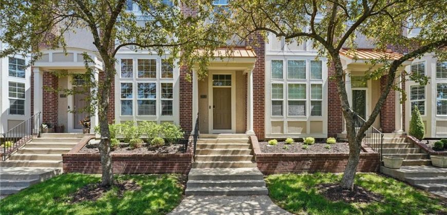 Homes for Sale in Kansas City, MO 64116 | 3013  Gentry Park