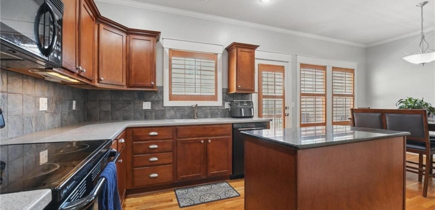 Homes for Sale in Kansas City, MO 64116 | 3013  Gentry Park