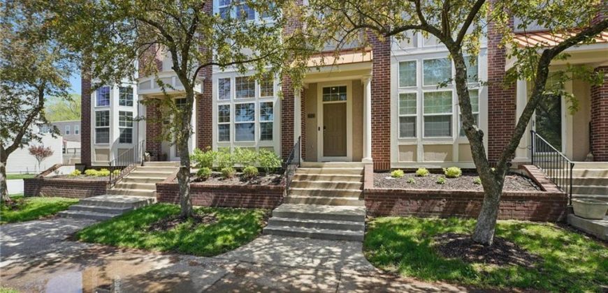 Homes for Sale in Kansas City, MO 64116 | 3013  Gentry Park