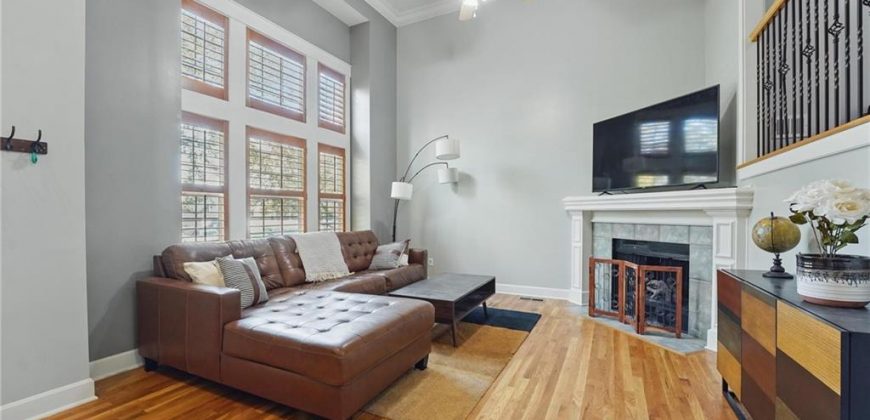 Homes for Sale in Kansas City, MO 64116 | 3013  Gentry Park