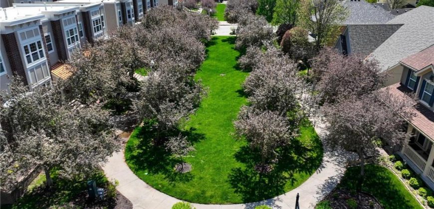 Homes for Sale in Kansas City, MO 64116 | 3013  Gentry Park
