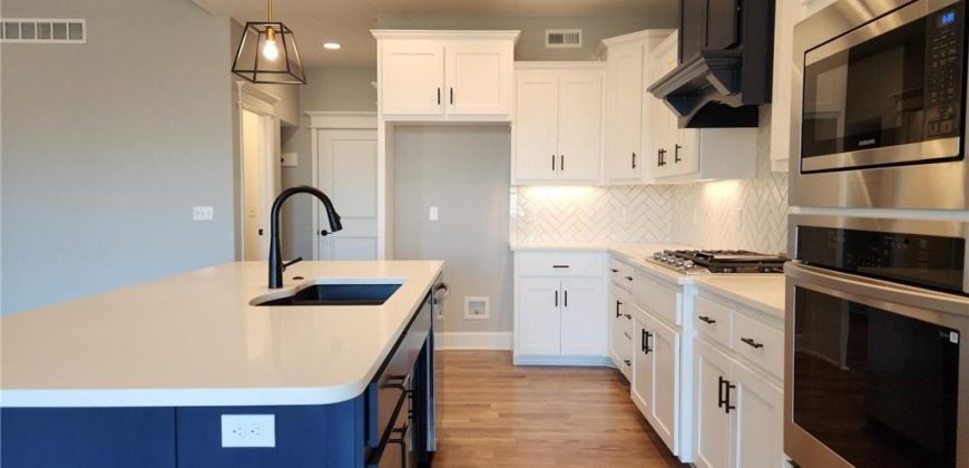 Homes for Sale in Kansas City, MO 64155 | 1738 NW 107th Terrace
