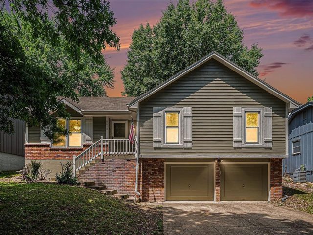 Homes for Sale in Kansas City, MO 64155 | 8628 N Harrison Street