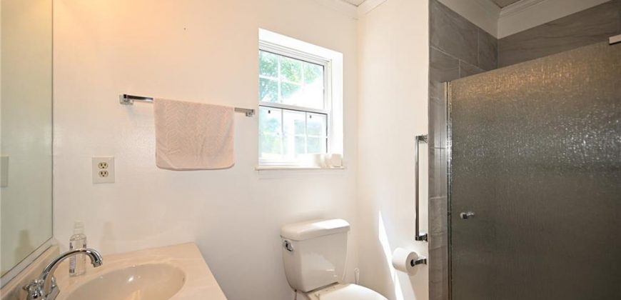 Homes for Sale in Kansas City, MO 64151 | 5406 N Northwood Road