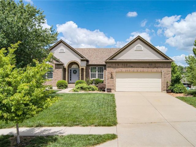 Homes for Sale in Kansas City, MO 64118 | 1600 NW 55th Street