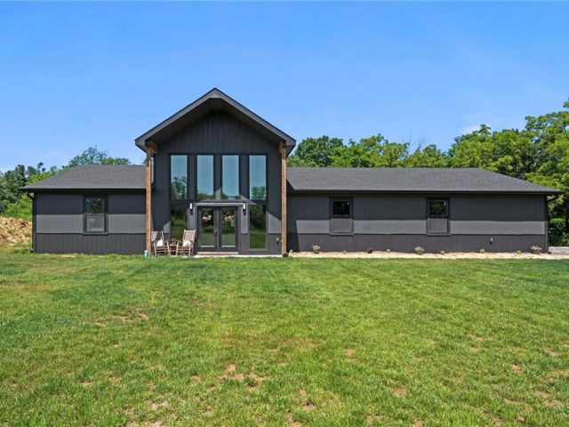 Homes for Sale in Kearney, MO 64060 | 18818  Thompson Road