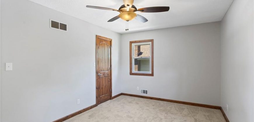 Homes for Sale in Kansas City, MO 64116 | 3413 NE Prather Road