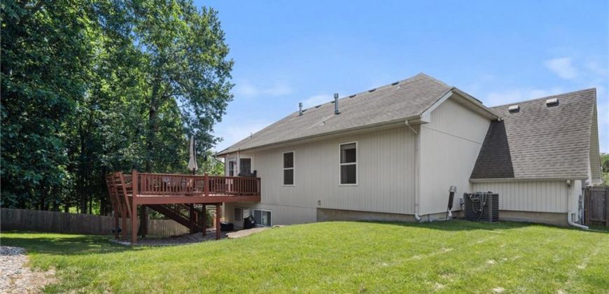 Homes for Sale in Kansas City, MO 64118 | 1308 NW 74th Terrace