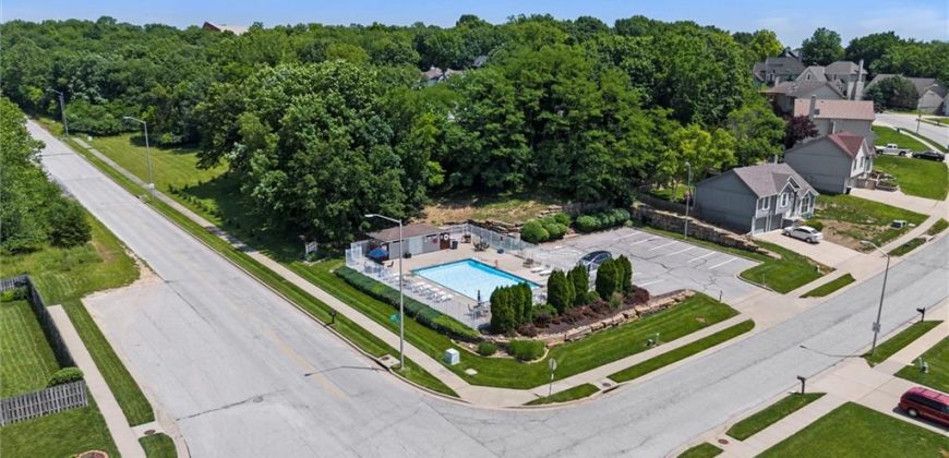Homes for Sale in Kansas City, MO 64118 | 1308 NW 74th Terrace