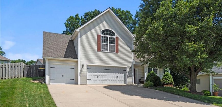 Homes for Sale in Kansas City, MO 64118 | 1308 NW 74th Terrace
