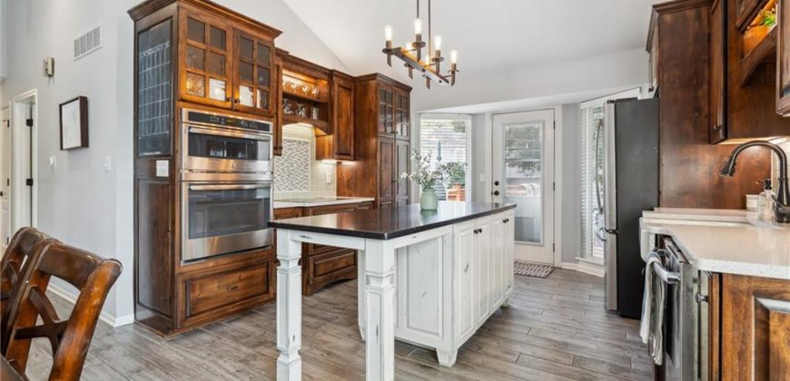 Homes for Sale in Kansas City, MO 64118 | 1308 NW 74th Terrace