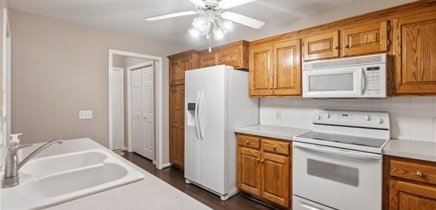 Homes for Sale in Kansas City, MO 64118 | 8307 N Barclay Circle