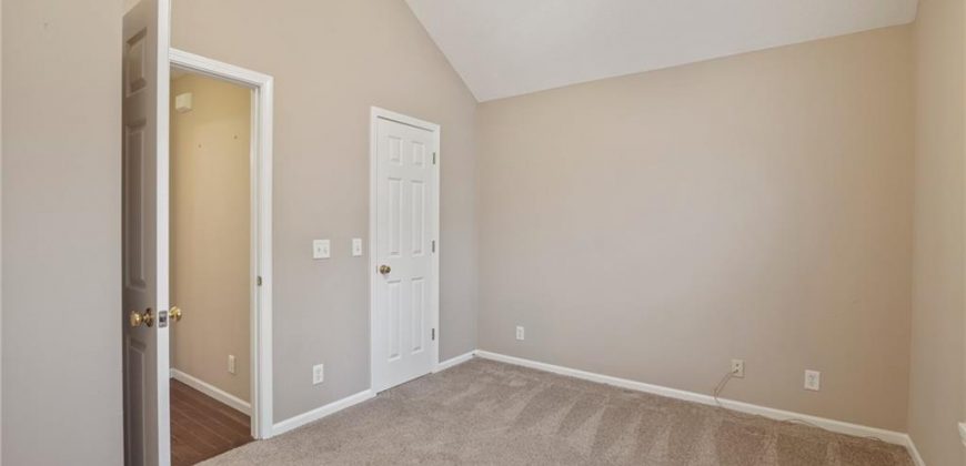 Homes for Sale in Kansas City, MO 64118 | 8307 N Barclay Circle