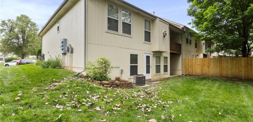 Homes for Sale in Kansas City, MO 64118 | 8307 N Barclay Circle