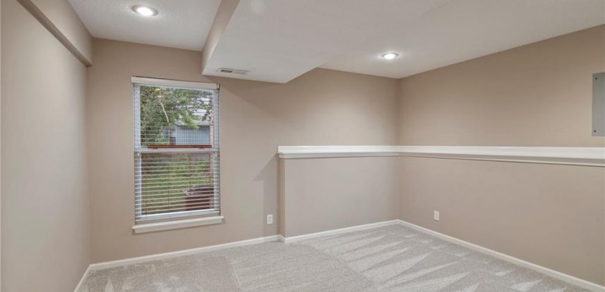 Homes for Sale in Kansas City, MO 64118 | 8307 N Barclay Circle