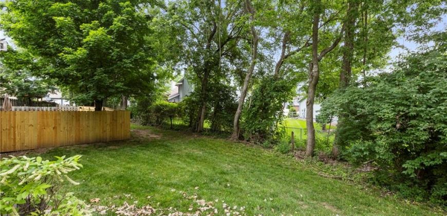 Homes for Sale in Kansas City, MO 64118 | 8307 N Barclay Circle
