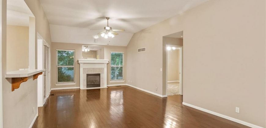 Homes for Sale in Kansas City, MO 64118 | 8307 N Barclay Circle