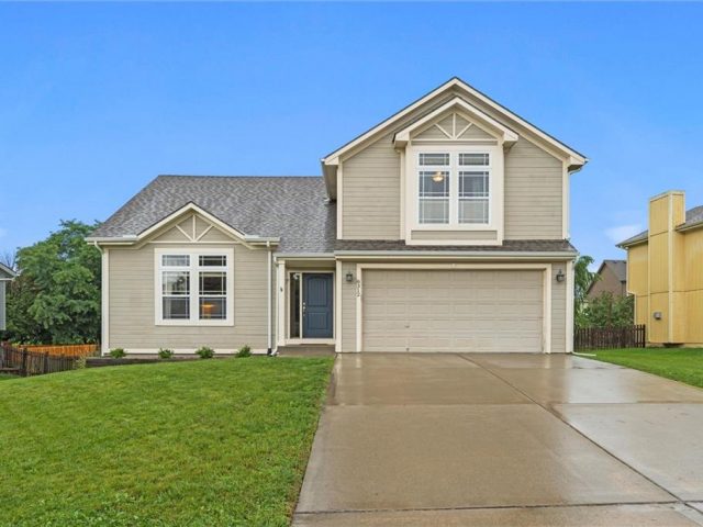 Homes for Sale in Kansas City, MO 64157 | 8312 NE 109th Lane