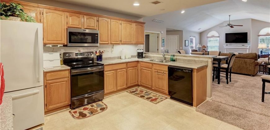 Homes for Sale in Kansas City, MO 64118 | 6491 N Circle Drive