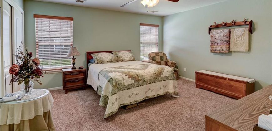 Homes for Sale in Kansas City, MO 64118 | 6491 N Circle Drive