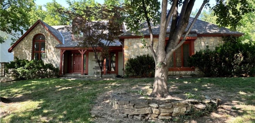 Homes for Sale in Kansas City, MO 64116 | 4617 NW Normandy Lane