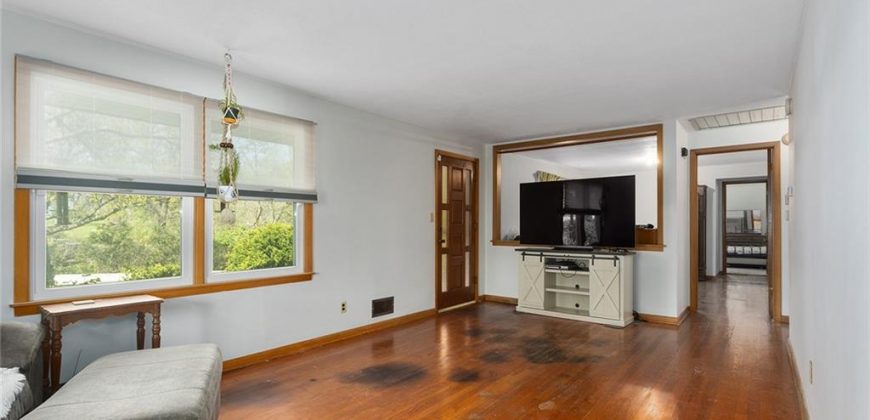 Homes for Sale in Kansas City, MO 64157 | 9382 N Cookingham Drive