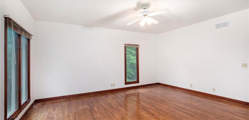 Homes for Sale in Smithville, MO 64089 | 1619  Sunrise Drive