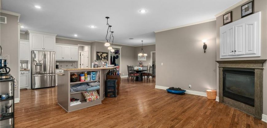 Homes for Sale in Kansas City, MO 64154 | 6715 NW 102nd Terrace