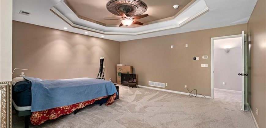 Homes for Sale in Kansas City, MO 64154 | 6715 NW 102nd Terrace