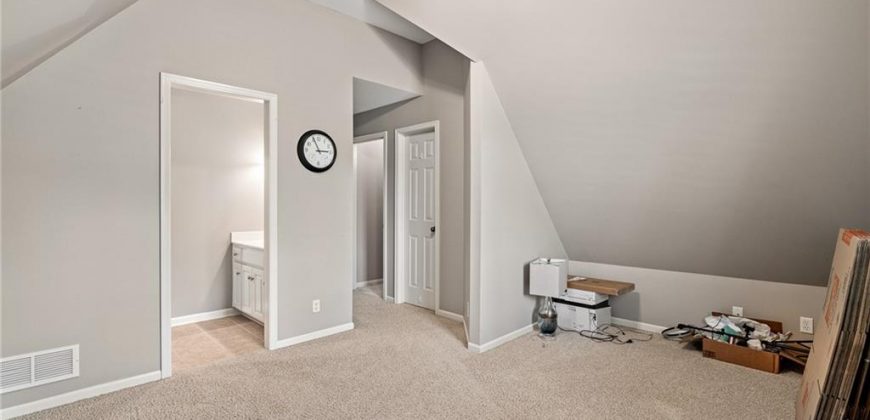 Homes for Sale in Kansas City, MO 64154 | 6715 NW 102nd Terrace