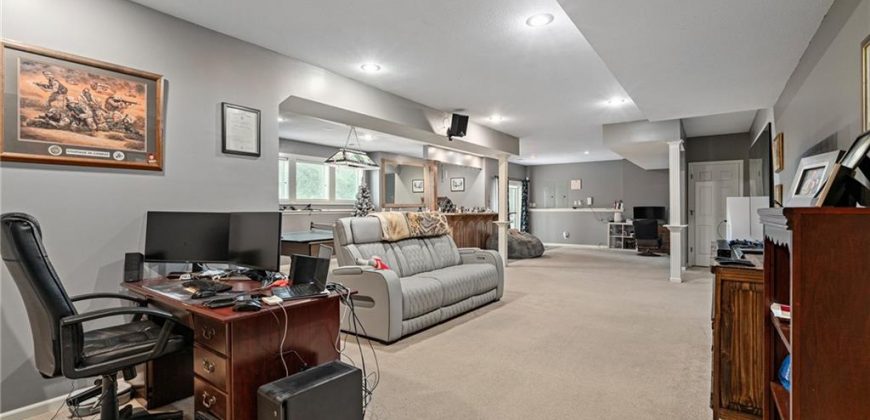 Homes for Sale in Kansas City, MO 64154 | 6715 NW 102nd Terrace