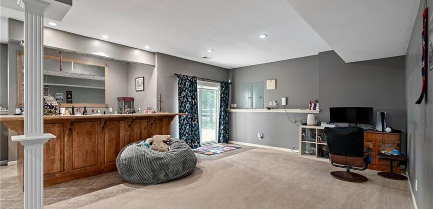 Homes for Sale in Kansas City, MO 64154 | 6715 NW 102nd Terrace