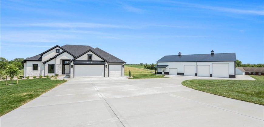 Homes for Sale in Platte City, MO 64079 | 10075 NW Hillsboro Road