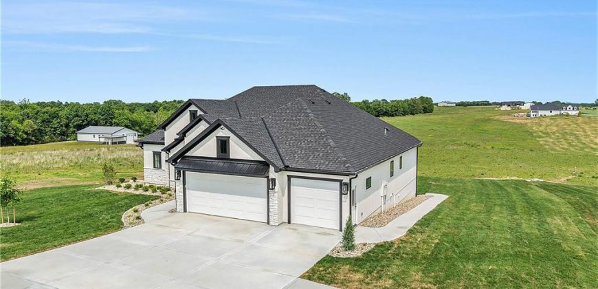 Homes for Sale in Platte City, MO 64079 | 10075 NW Hillsboro Road