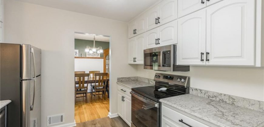 Homes for Sale in Kansas City, MO 64151 | 6006 NW Valley Road