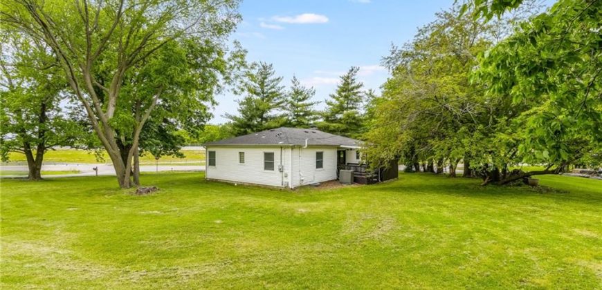 Homes for Sale in Kansas City, MO 64151 | 6006 NW Valley Road