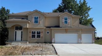 Homes for Sale in Kearney, MO 64060 | 1302  Melissa Court