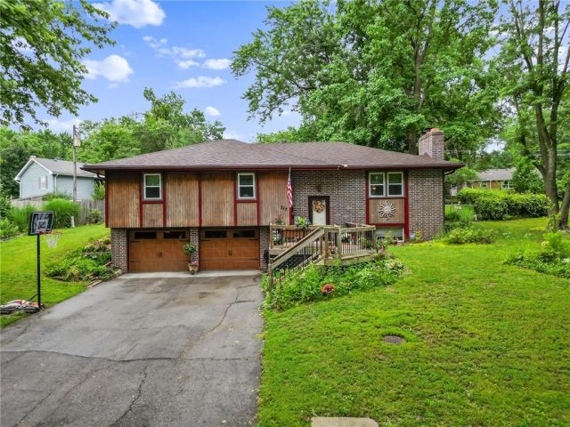Homes for Sale in Excelsior Springs, MO 64024 | 317  Virginia Road