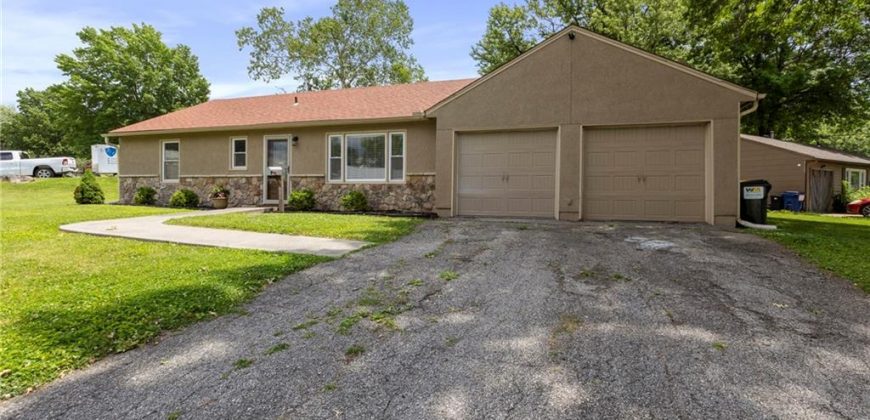 Homes for Sale in Gladstone, MO 64118 | 801 NE 67th Terrace